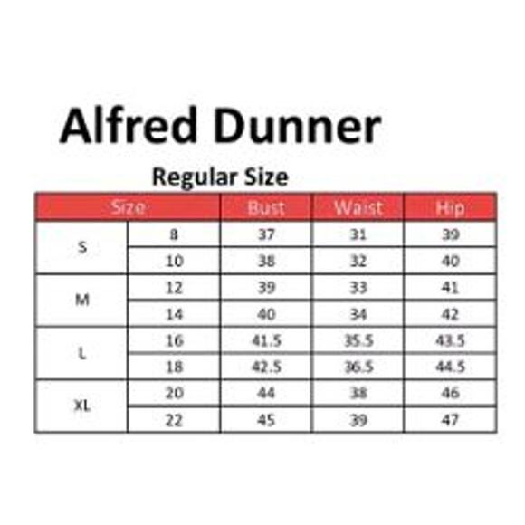 RARE Vintage Adventurer Gear Allover print Short Blouse/Women's Shirt/BeigeSMALL - Picture 3 of 8